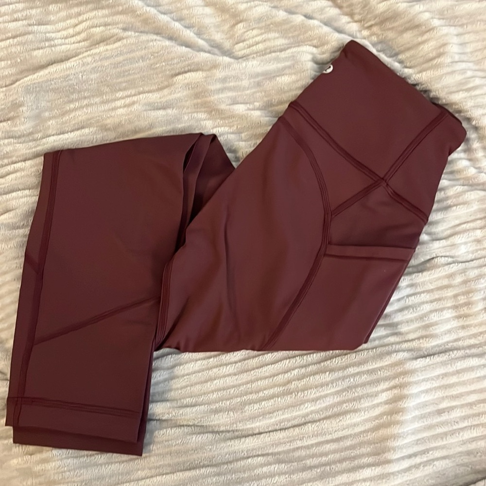 burgundy all the right places crop